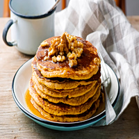 Carrot cake pancakes