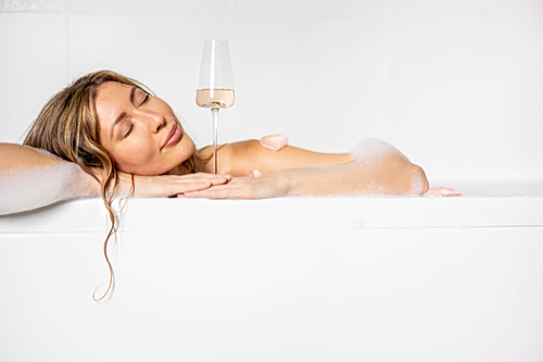 Champagne blonde: Η κορυφαία απόχρωση του ξανθού για το 2026