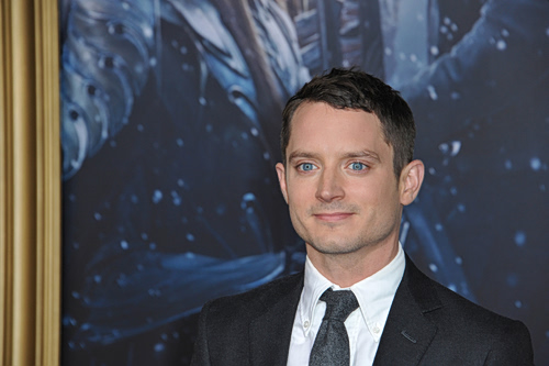 Ο Ελάιζα Γουντ ομολογεί ότι δεν έχει τελειώσει το βιβλίο «Ο Άρχοντας των Δαχτυλιδιών»