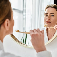 Καρκίνος του μαστού: Τον προλαμβάνει το βούρτσισμα των δοντιών;