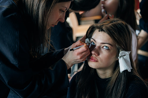 4 τεράστια makeup trends που θα βλέπουμε παντού φέτος