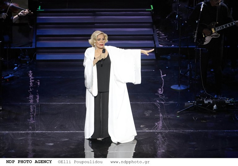 Μαρινέλλα: Το «αντίο» φίλων και συνεργατών στην θρυλική καλλιτέχνιδα