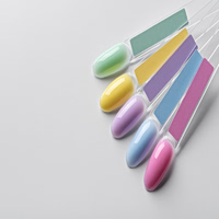 4+1 φανταστικά nail colors για την άνοιξη που αξίζει να υιοθετήσετε