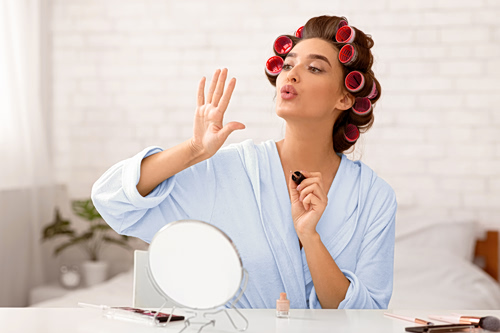 Τα 2 κορυφαία nail trends που είναι εμπνευσμένα από ροφήματα