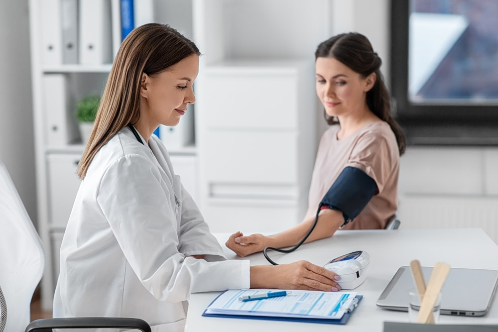 Αυτή η καθημερινή συνήθεια βλάπτει κρυφά τις αρτηρίες σας