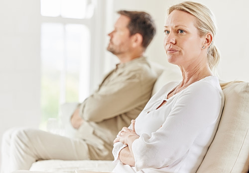 Όταν η σιωπή γίνεται… χρέος: Γιατί οι συζητήσεις που αποφεύγετε συσσωρεύονται