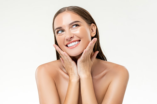 Τα 3 σταρ συστατικά για σφριγηλό δέρμα