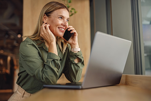 (Ξανα)βρίσκουμε τη χαρά στο δεύτερο μισό της ζωής μας