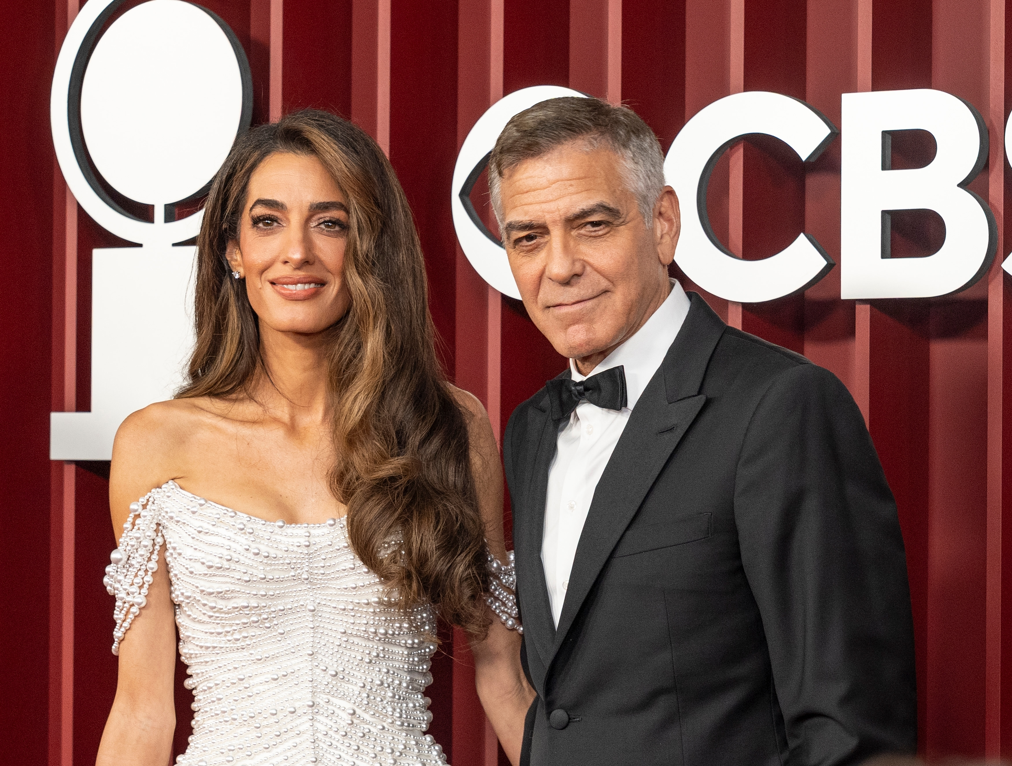 Amal Clooney: Ο Δημήτρης Γιαννέτος της έκανε τις ωραιότερες ανταύγειες