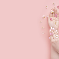 Cherry blossom nails: Το πιο όμορφο μανικιούρ της άνοιξης