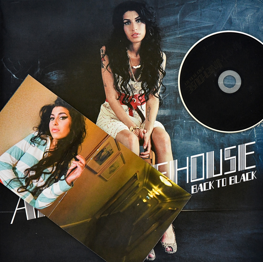 Έιμι Γουάινχαουζ: Δικαστική ήττα για τον πατέρα της – «Eμμονικός με το κέρδος»