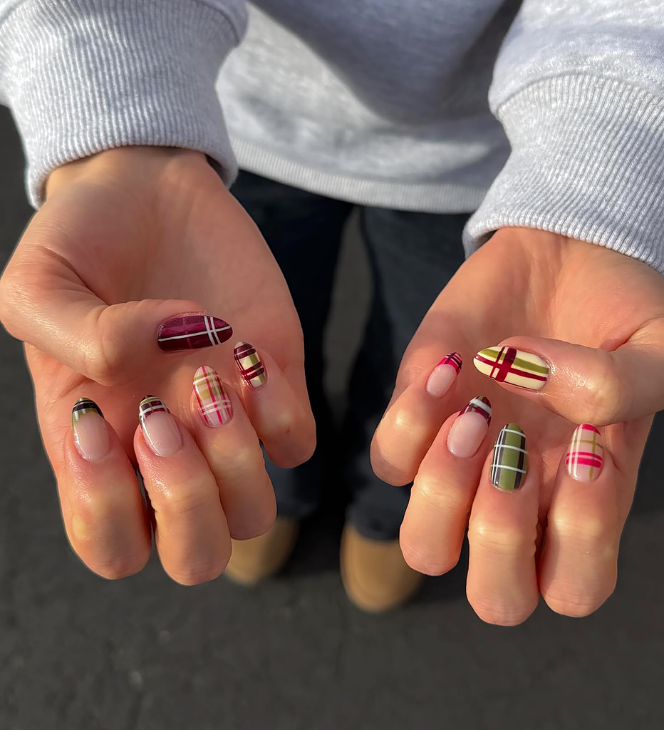 Optical-illusion french nails: Το αλλιώτικο γαλλικό που «μαγεύει»