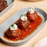 Κεφτέδες κοκκινιστοί με φέτα