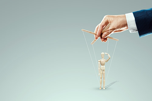 Κοινωνικός αποκλεισμός: Είναι «εργαλείο» χειραγώγησης;