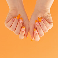 Αυτή είναι η νέα hot τάση στο μανικιούρ που είναι εμπνευσμένη από ένα διάσημο απεριτίφ