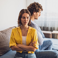 Χωρισμός: Πώς προχωράς πιο εύκολα μετά το τέλος μιας σχέσης;