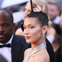 Η Bella Hadid μας έδειξε το πιο εύκολο hairstyle για το καλοκαίρι