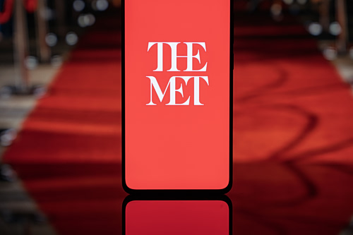 Τα beauty looks που ξεχωρίσαμε από το MET Gala 2026