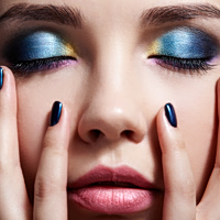 Το eyeshadow trend που θα βλέπουμε παντού όλο το καλοκαίρι