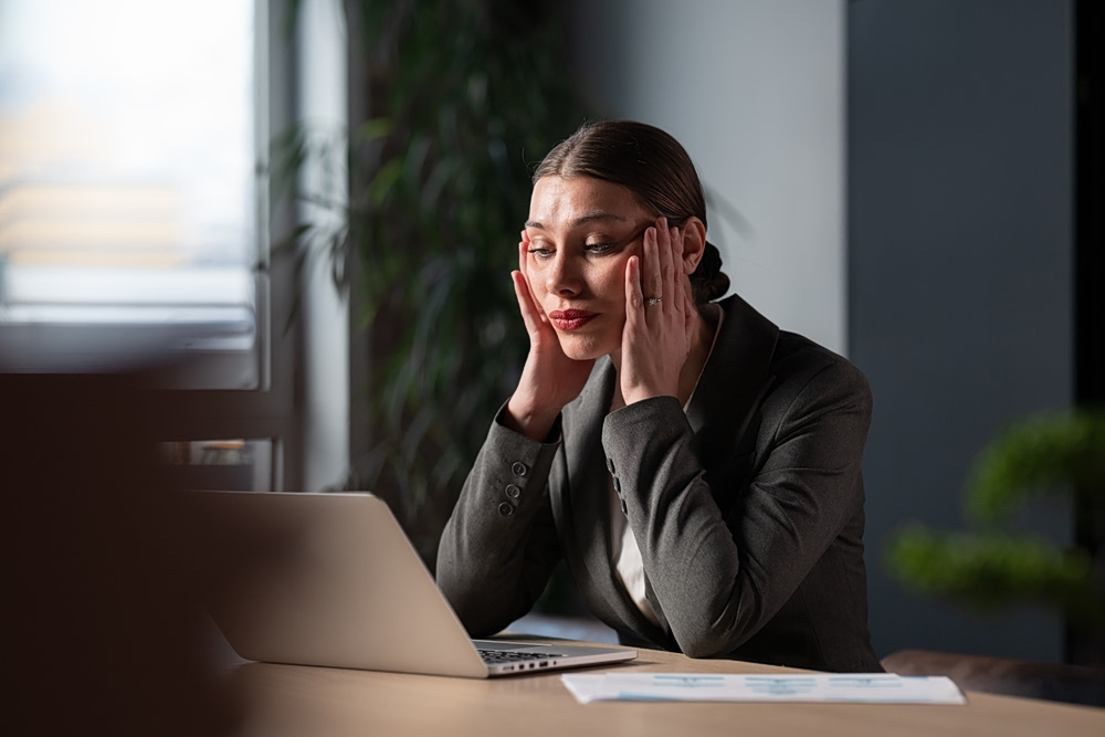 Toxic Productivity: Γιατί νιώθετε ενοχές όταν δεν κάνετε «αρκετά»;