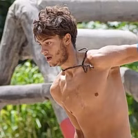 Survivor – Σταύρος Φλώρος: Η φωτογραφία του από το νοσοκομείο και οι εξελίξεις για τον καπετάνιο που τον χτύπησε