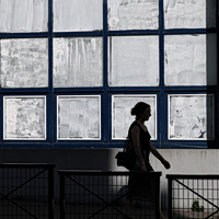 Γιατί οι Γάλλοι ζωγραφίζουν με κιμωλία στα παράθυρά τους στον καύσωνα;