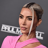 Η Kim Kardashian είναι και πάλι ξανθιά