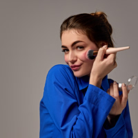 Τα καλοκαιρινά makeup trends που θα σας χαρίσουν ηλιοκαμένη επιδερμίδα